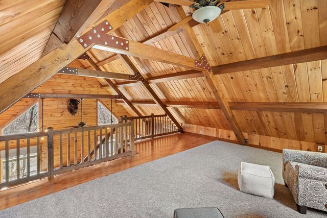 11503 HAWK HILL LN, Boonville, MO 65233