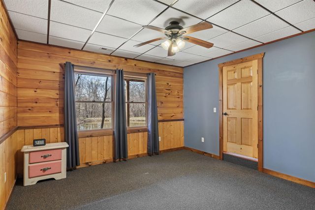 11503 HAWK HILL LN, Boonville, MO 65233