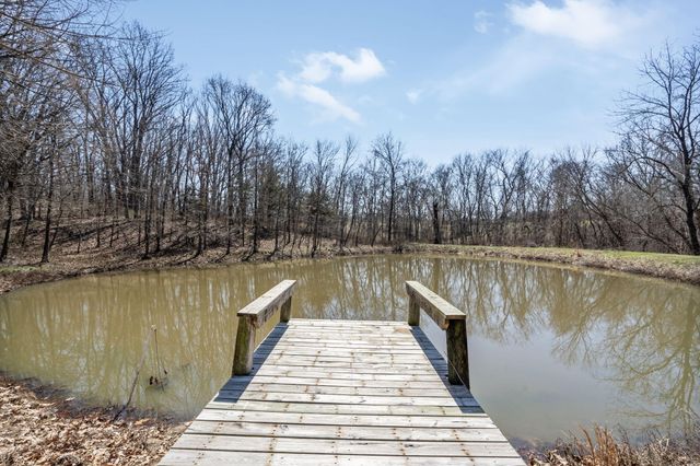 11503 HAWK HILL LN, Boonville, MO 65233