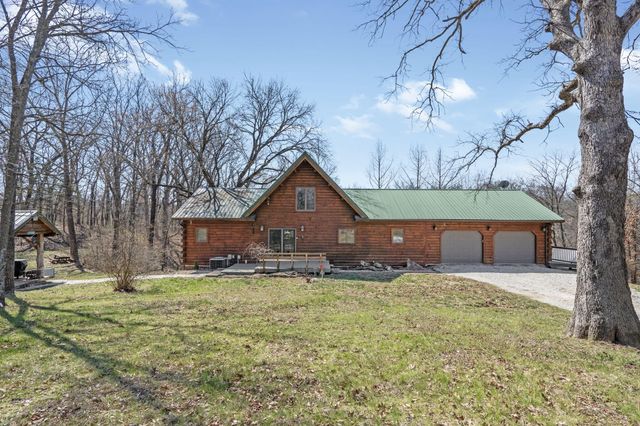 11503 HAWK HILL LN, Boonville, MO 65233