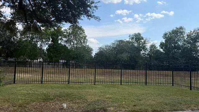 12517 Newbrook Drive, Houston, TX 77072
