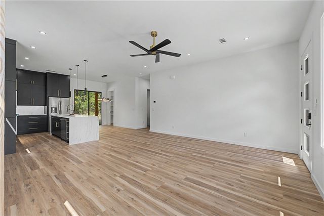 18 Longview Lane, Bella Vista, AR 72714