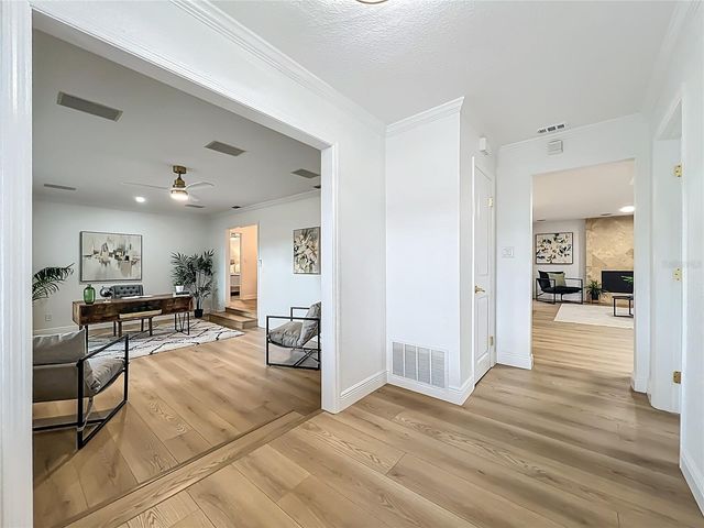 51 OAKLEIGH LANE, Maitland, FL 32751