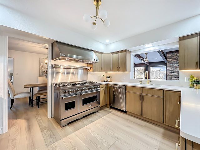 51 OAKLEIGH LANE, Maitland, FL 32751