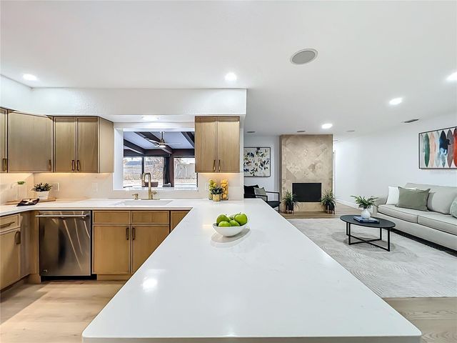 51 OAKLEIGH LANE, Maitland, FL 32751