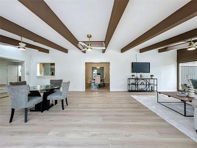 51 OAKLEIGH LANE, Maitland, FL 32751