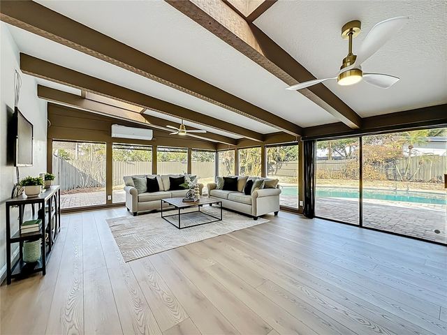 51 OAKLEIGH LANE, Maitland, FL 32751