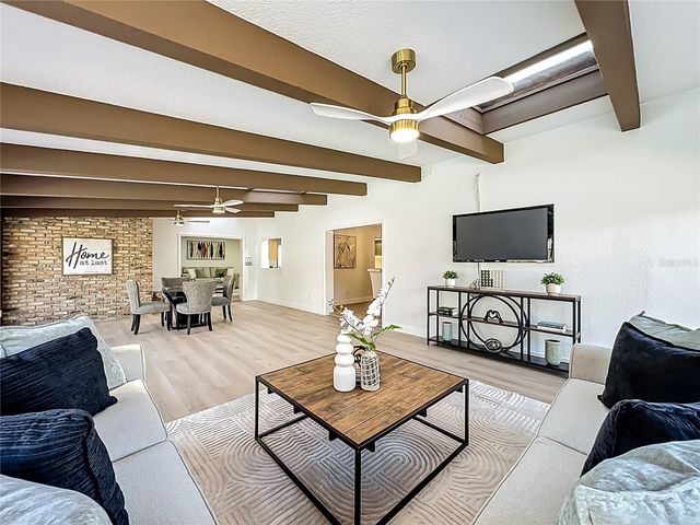 51 OAKLEIGH LANE, Maitland, FL 32751