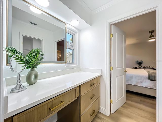 51 OAKLEIGH LANE, Maitland, FL 32751