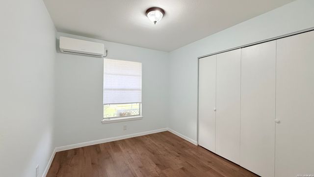 1439 PETERSON AVE, San Antonio, TX 78224