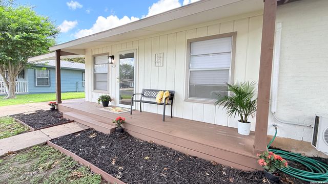 1439 PETERSON AVE, San Antonio, TX 78224