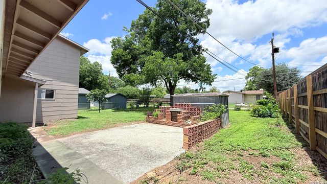 1439 PETERSON AVE, San Antonio, TX 78224