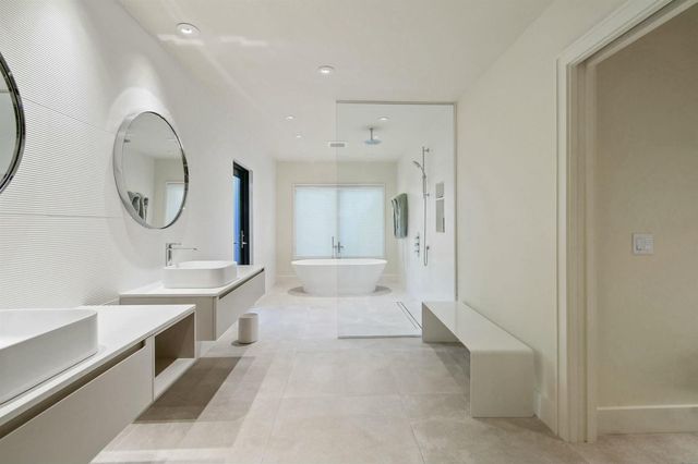 170 Beacon Lane, Jupiter Inlet Colony, FL 33469