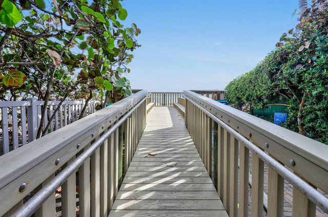 170 Beacon Lane, Jupiter Inlet Colony, FL 33469