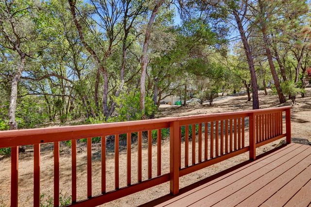 18500 Fair Oaks Dr, Penn Valley, CA 95946