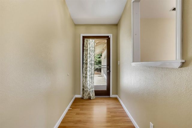 18500 Fair Oaks Dr, Penn Valley, CA 95946
