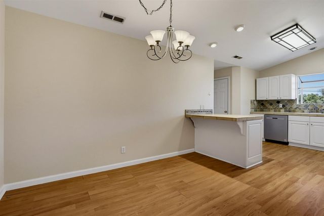 18500 Fair Oaks Dr, Penn Valley, CA 95946