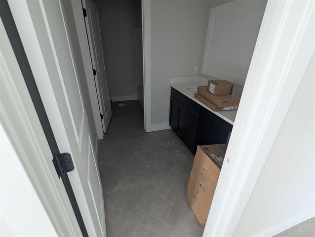 562 Lincoln Lawns Drive, Walker, MI 49534