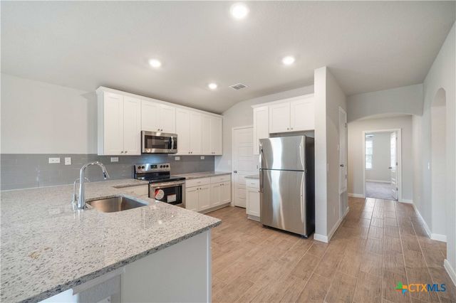 1374 Rios Bend Drive, New Braunfels, TX 78130