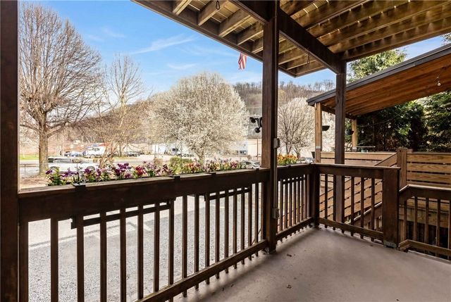 27 Wabash, West End, PA 15220