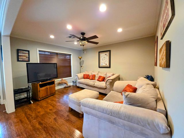 207 East 2nd Street, Larose, LA 70373