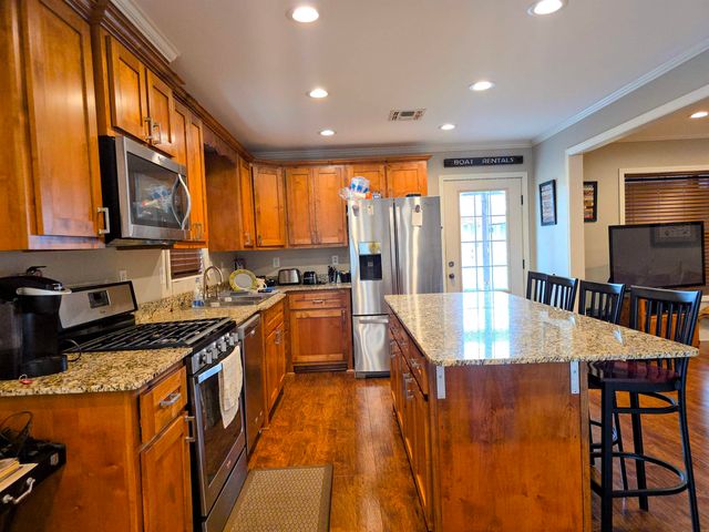 207 East 2nd Street, Larose, LA 70373