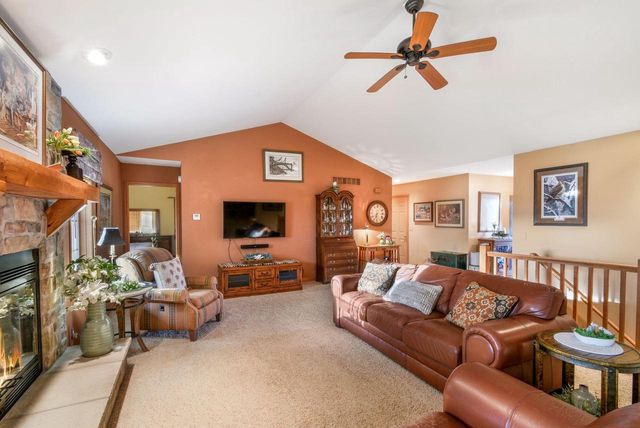 1251 Chippewa DRIVE, Hartford, WI 53027