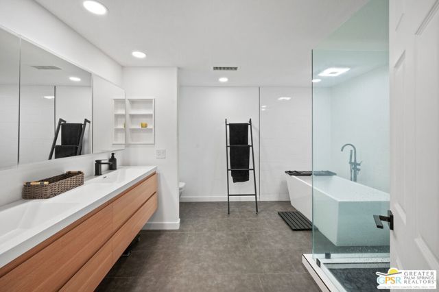 39141 Sweetwater Drive, Palm Desert, CA 92211