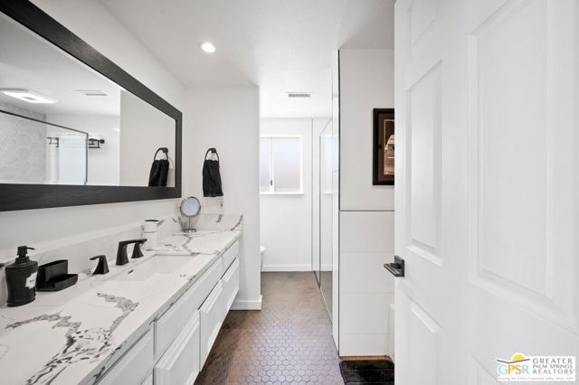 39141 Sweetwater Drive, Palm Desert, CA 92211