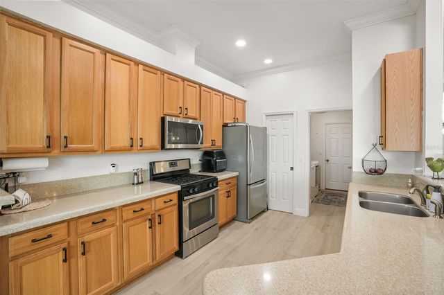 5843 PRINCESS CAROLINE PLACE, Leesburg, FL 34748