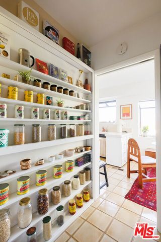 2446 Ronda Vista Drive, Los Angeles, CA 90027