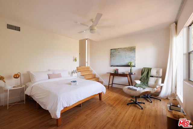 2446 Ronda Vista Drive, Los Angeles, CA 90027