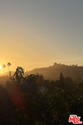2446 Ronda Vista Drive, Los Angeles, CA 90027