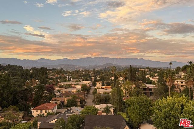 2446 Ronda Vista Drive, Los Angeles, CA 90027