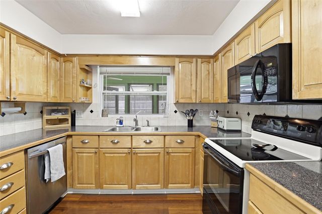 7306 SW 17TH PLACE, Gainesville, FL 32607