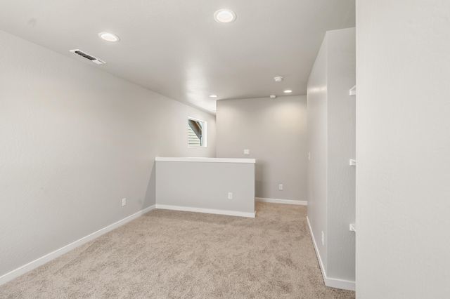 151 Valemont Drive 39, Eagle Point, OR 97524