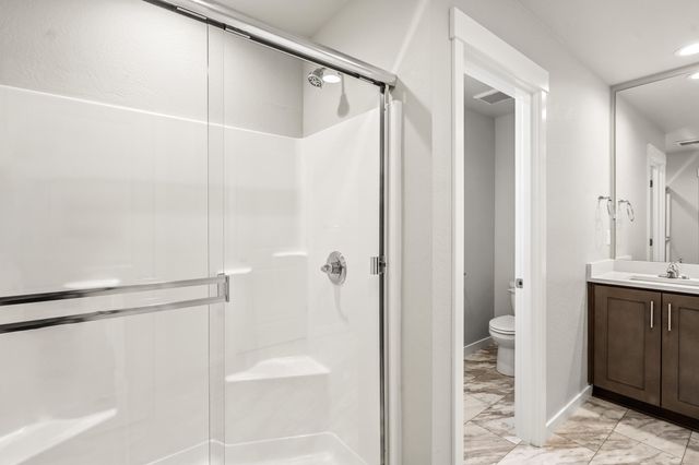 151 Valemont Drive 39, Eagle Point, OR 97524