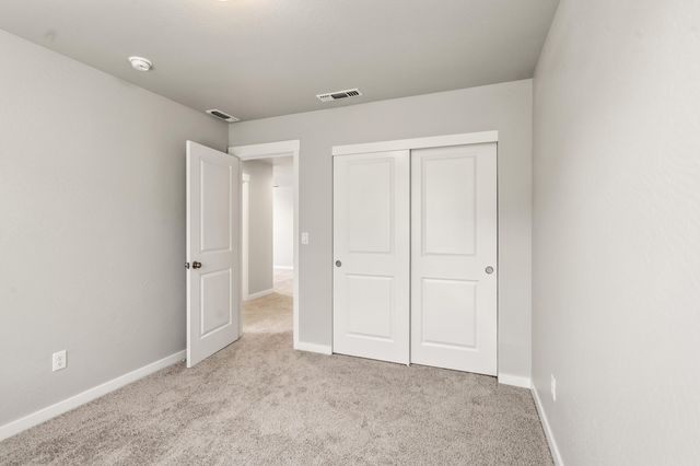 151 Valemont Drive 39, Eagle Point, OR 97524