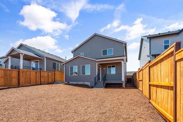 151 Valemont Drive 39, Eagle Point, OR 97524