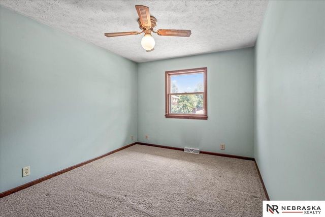 5618 S 155 Street, Omaha, NE 68137