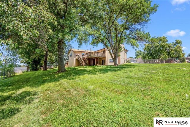 5618 S 155 Street, Omaha, NE 68137