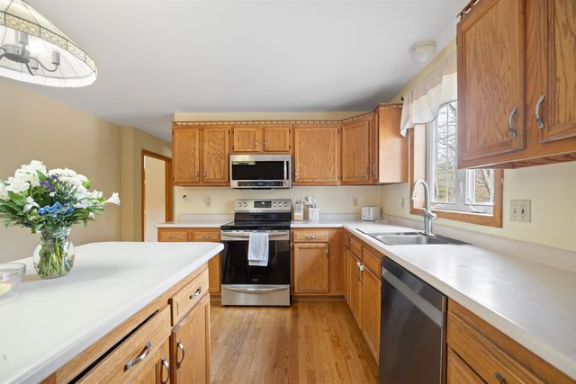 7 Blueberry Lane, Brookline, NH 03033
