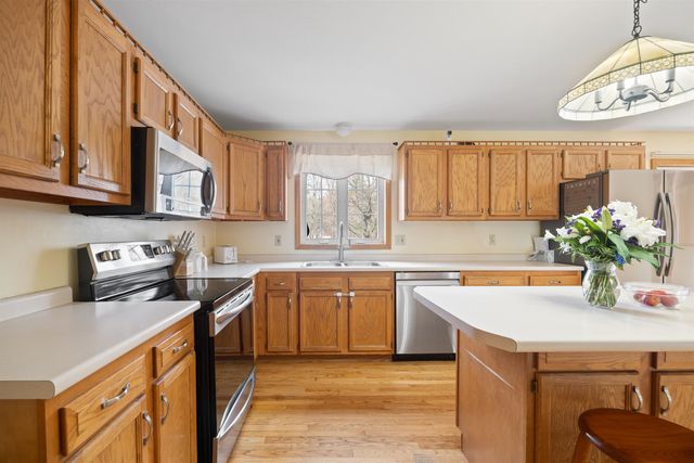 7 Blueberry Lane, Brookline, NH 03033