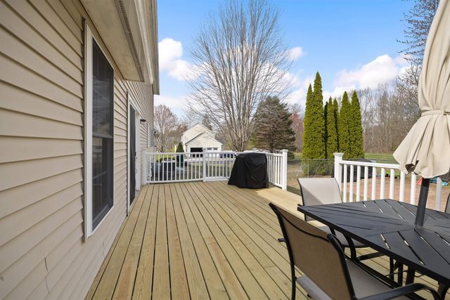 7 Blueberry Lane, Brookline, NH 03033