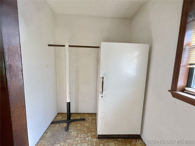 10305 S Alt 75 Highway, Preston, OK 74456