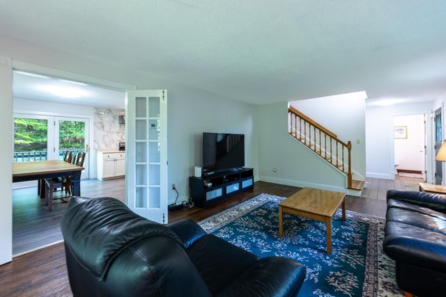 2 Carriage Lane, Hanover, NH 03755