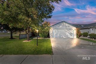 8678 W Casa Grande Ct, Boise, ID 83714