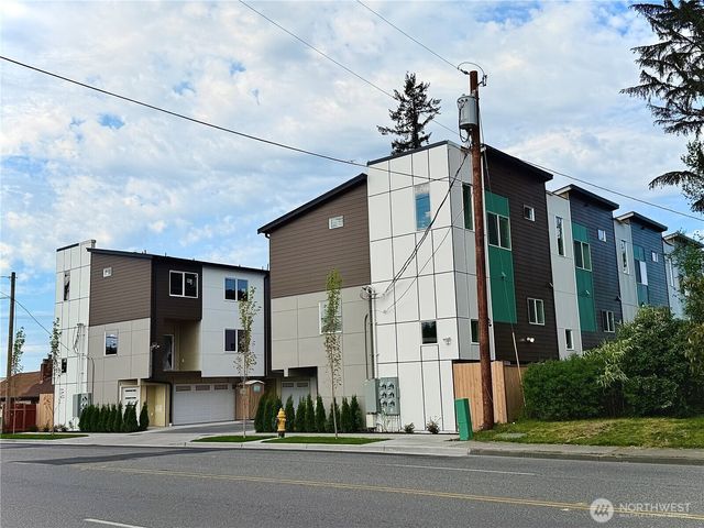 9723 4th Avenue W, Everett, WA 98204