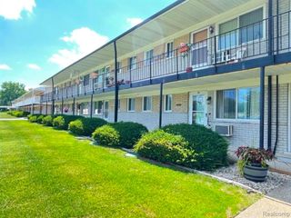 26965 Milford 37, South Lyon, MI 48178