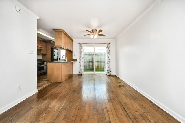10615 Briar Forest Drive 1001, Houston, TX 77042